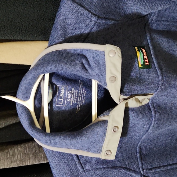 L.L. Bean women's Sweater - Picture 2 of 4